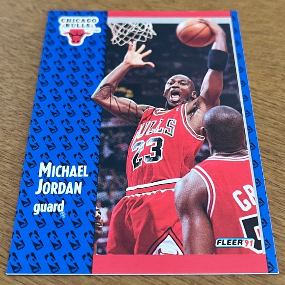 Michael Jordan 1991-92 Fleer Basketball Card #29 - Picture 2 of 4